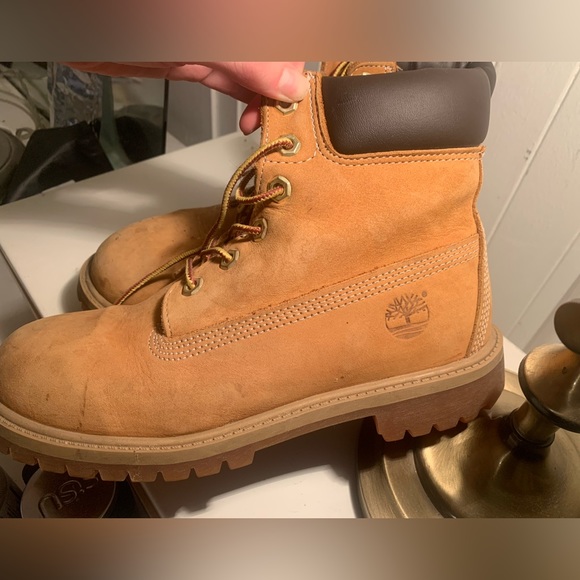 Timberland Boots, size 7.5 W or 6M, original colour, excellent condition! - Picture 3 of 8